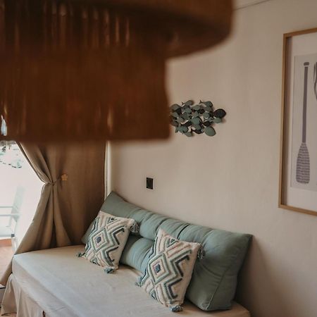 Apartamentos Ses Veles Cala Llonga  Extérieur photo