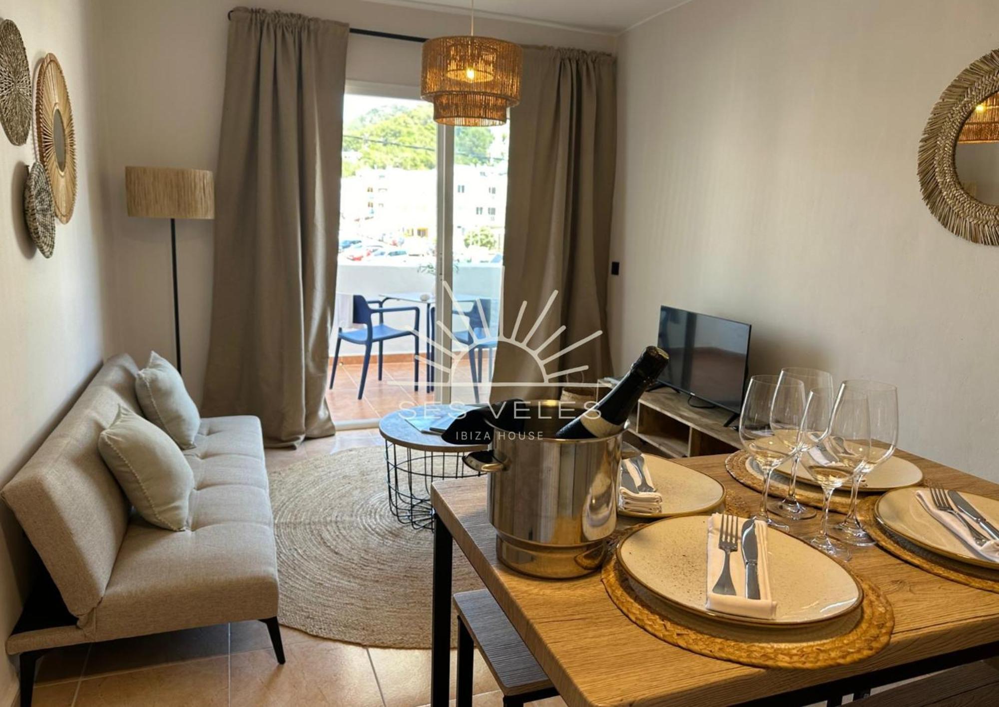 Apartamentos Ses Veles Cala Llonga  Extérieur photo