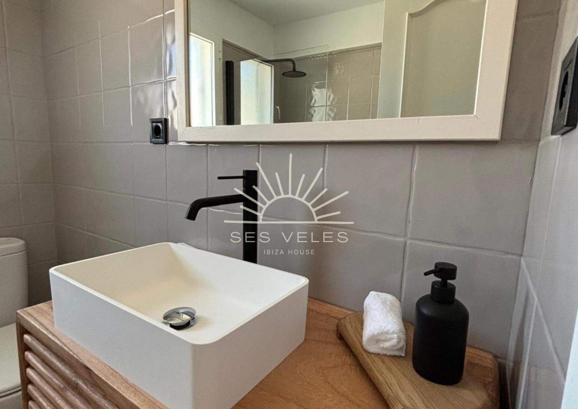 Apartamentos Ses Veles Cala Llonga  Extérieur photo