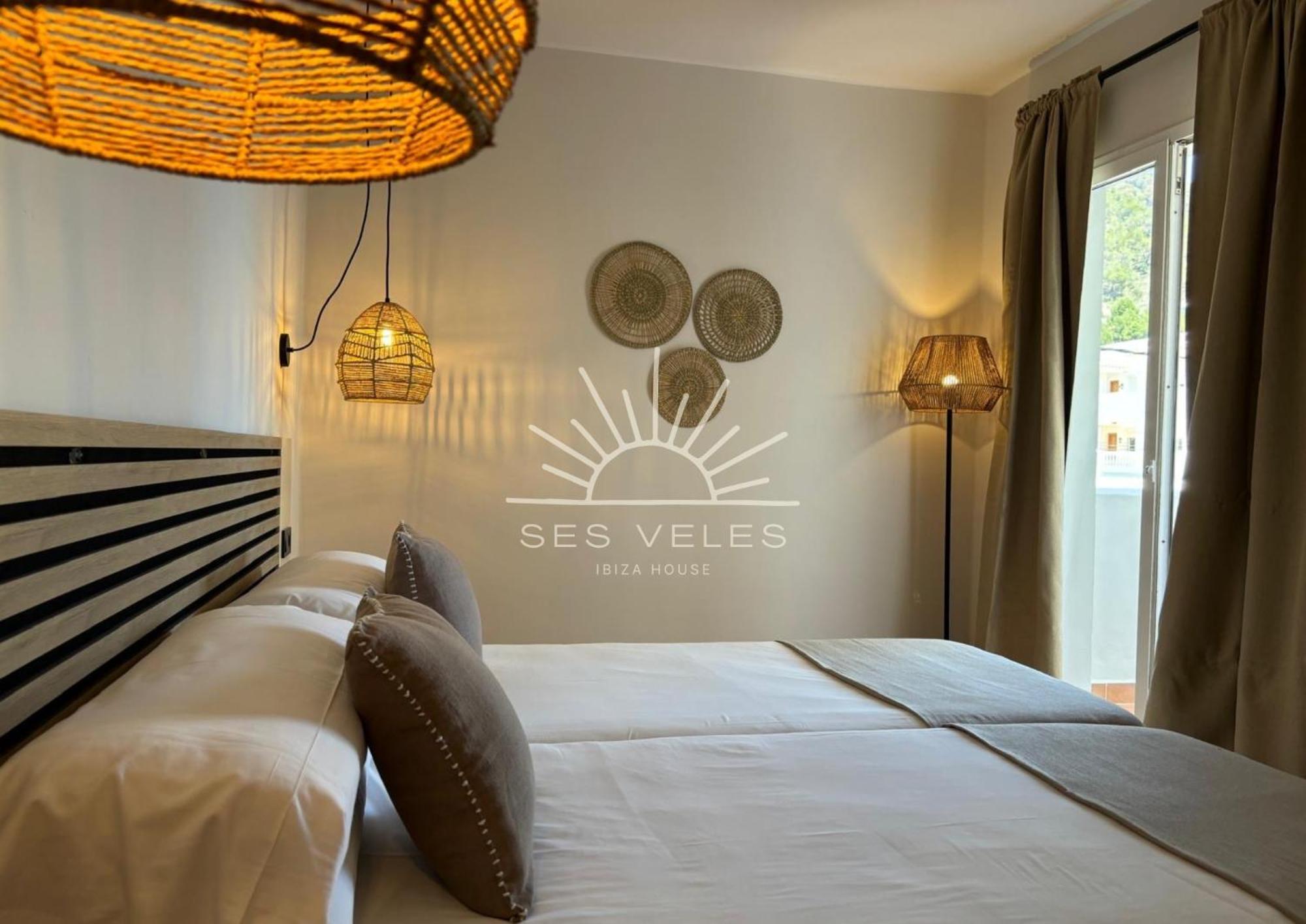 Apartamentos Ses Veles Cala Llonga  Extérieur photo