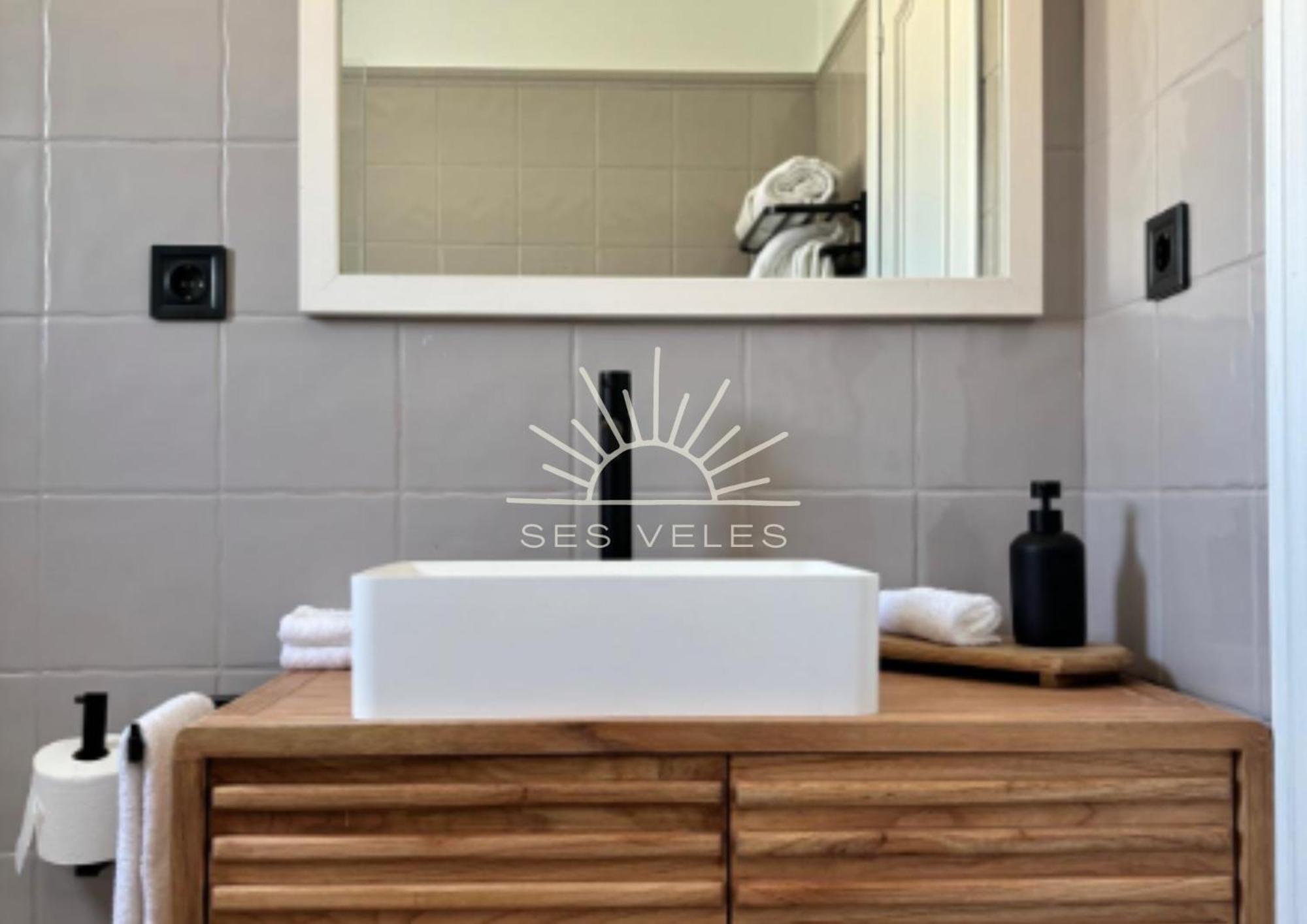 Apartamentos Ses Veles Cala Llonga  Extérieur photo