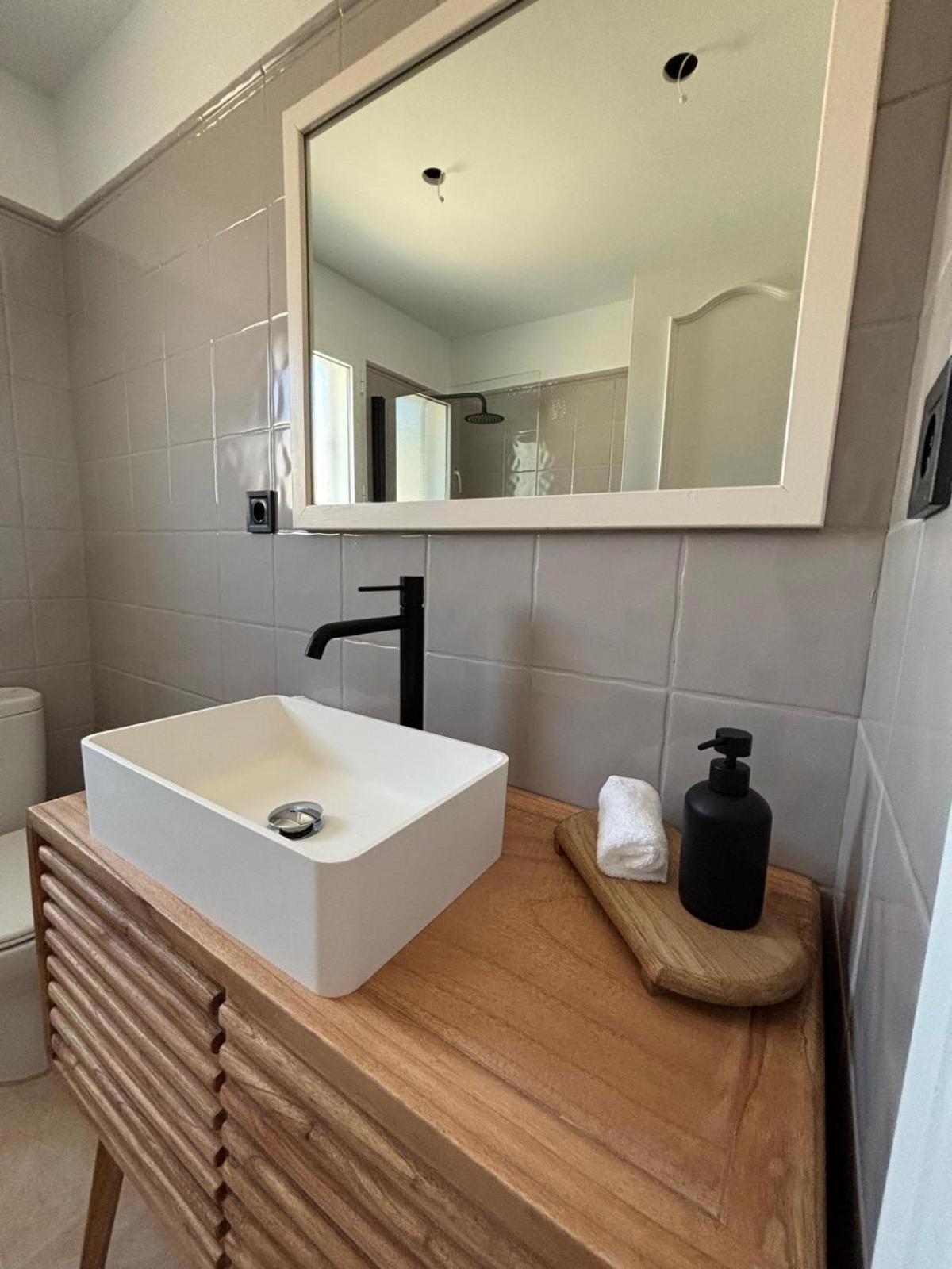 Apartamentos Ses Veles Cala Llonga  Chambre photo