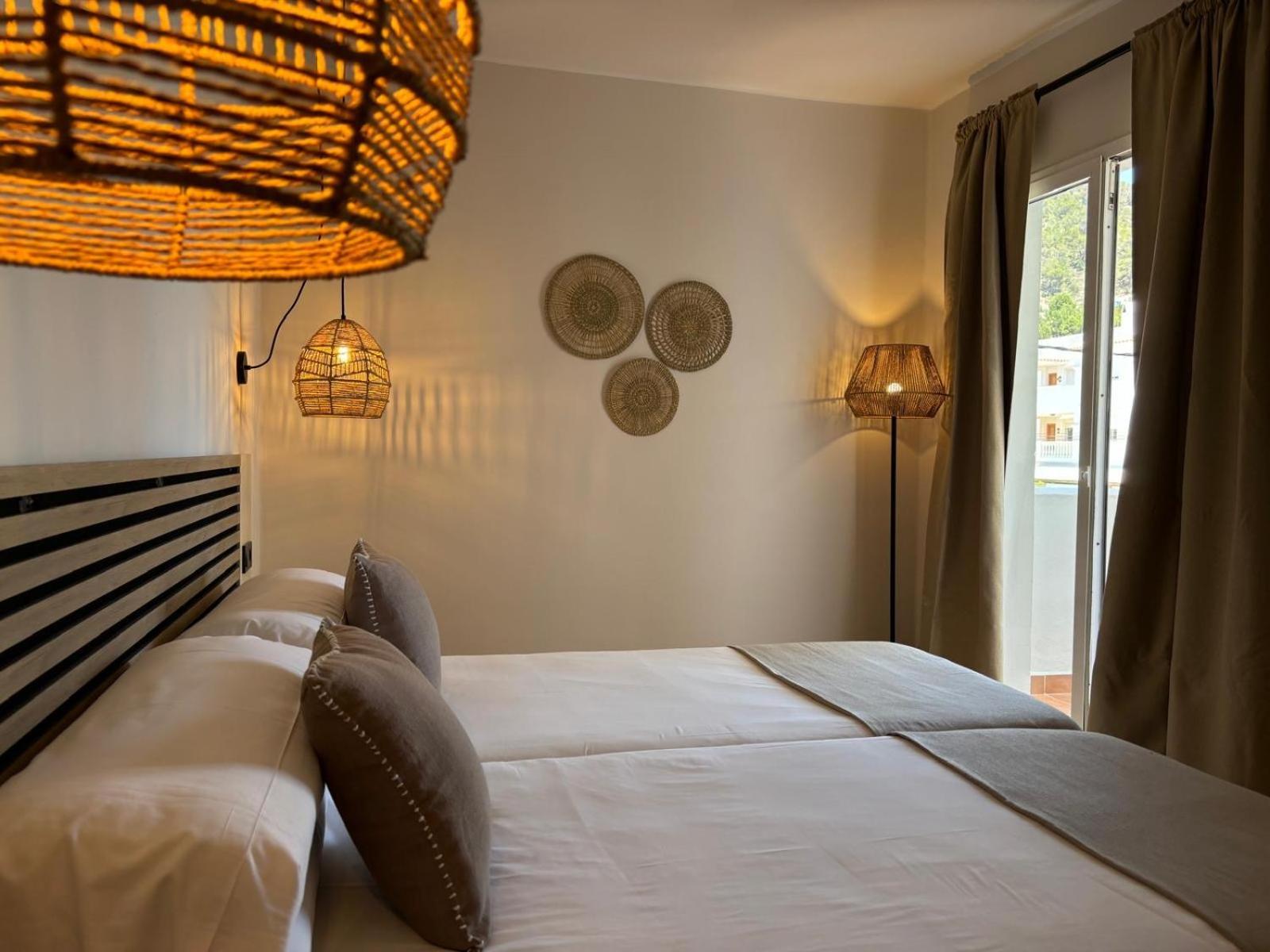 Apartamentos Ses Veles Cala Llonga  Chambre photo